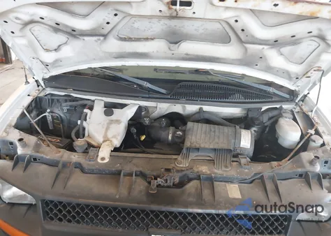 2004 Chevrolet Express из США, поврежденный, VIN 1GCFG15X741198156